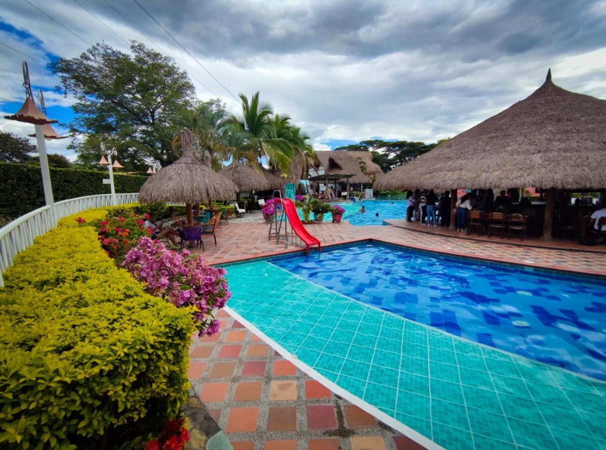 Hotel Campestre San Joaquin Garzón Exterior foto